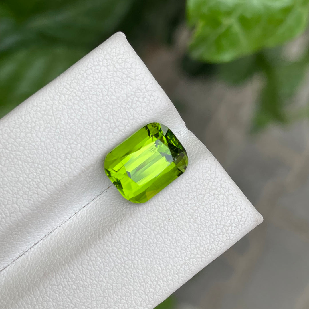 Natural Peridot — Cushion Cut Faceted, Eye-Clean, Pakistan Origin (Ring Setting Gem)