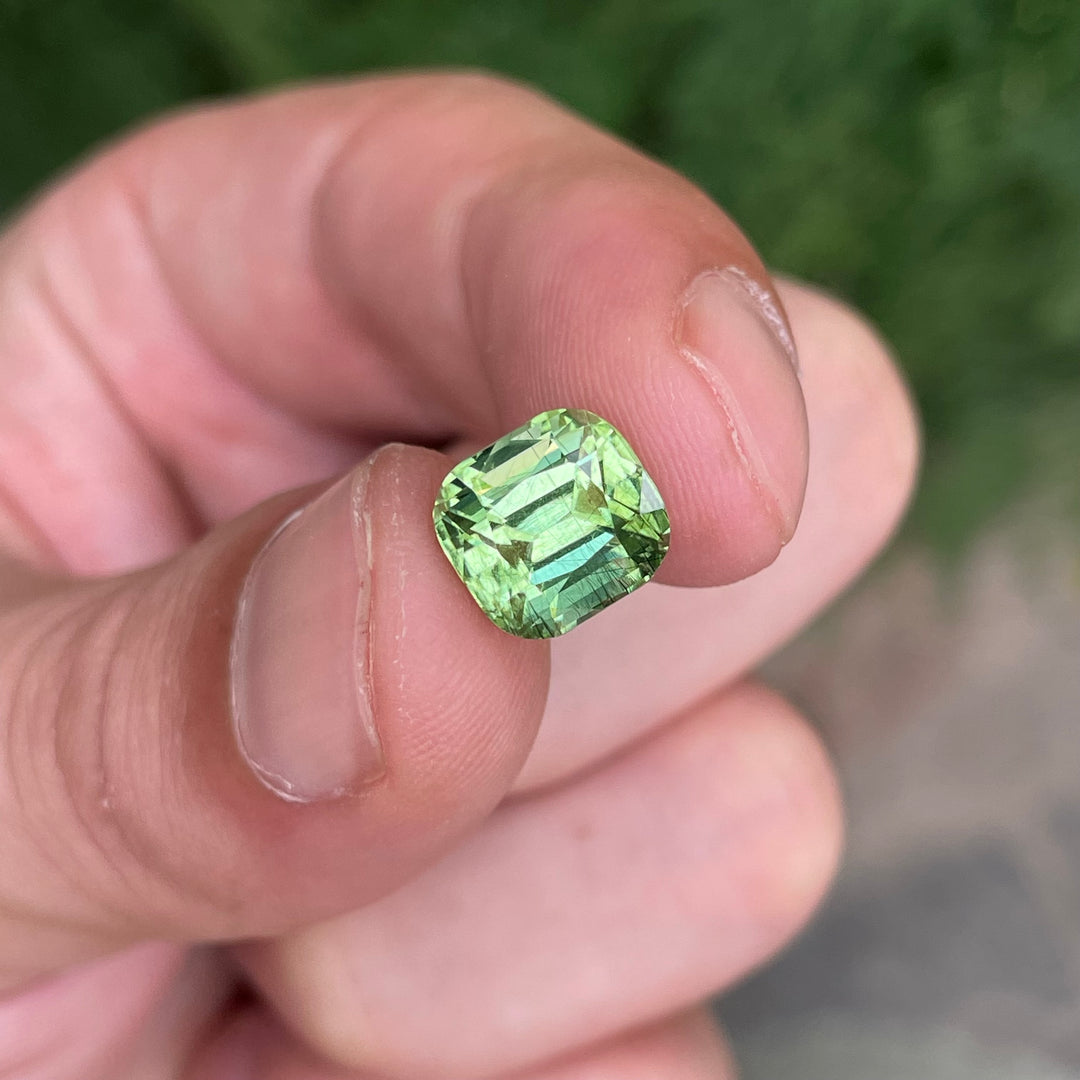 Natural Peridot — Cushion Cut Faceted, Eye-Clean, Pakistan Origin (Ring Setting Gem)