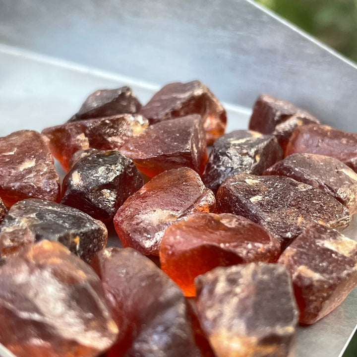 Natural African Hessonite Garnet Rough – 2g+ Pieces, Eye Clean with Smoky Hue