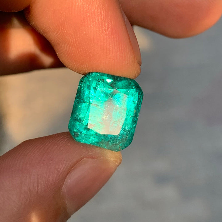 Natural Paraiba Blue Tourmaline 13.7 carats Faceted Cushion Cut