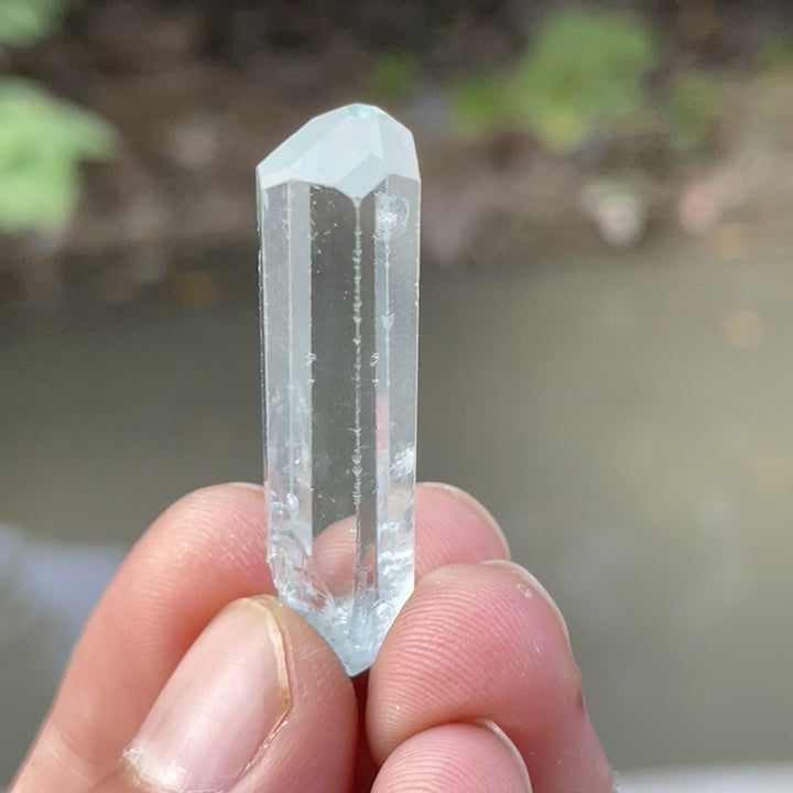 Diamond Cut Skardu Aquamarine Crystal 4cm – Perfect Natural Termination