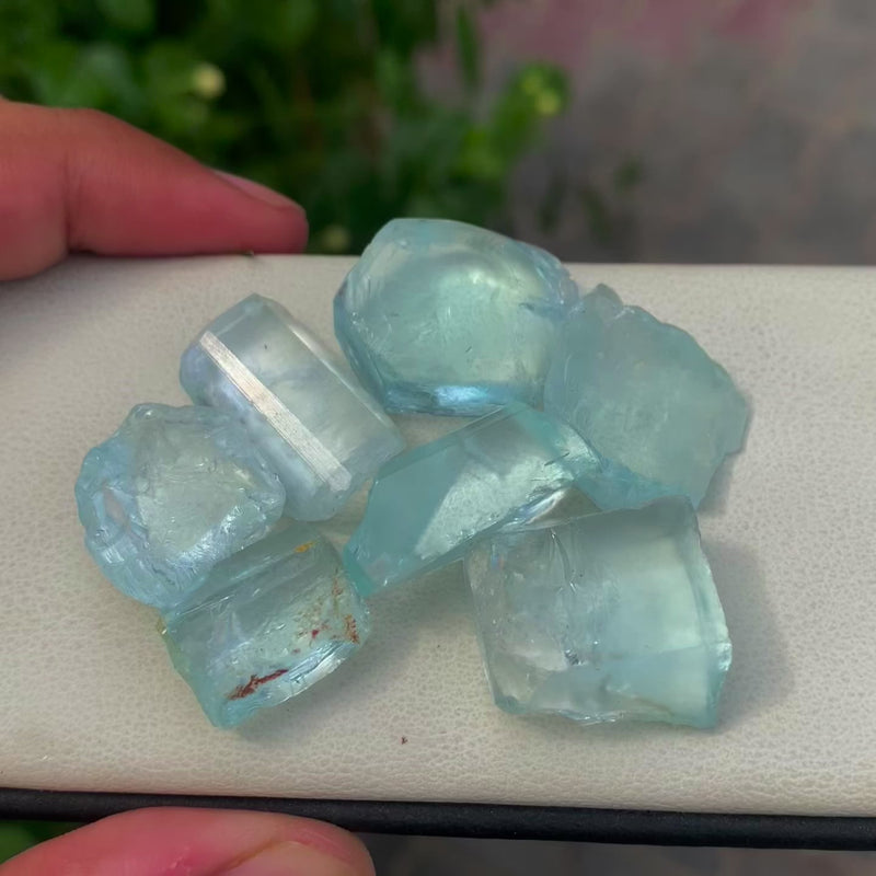 37.25 Grams Facet Grade Bluish Aquamarine Parcel