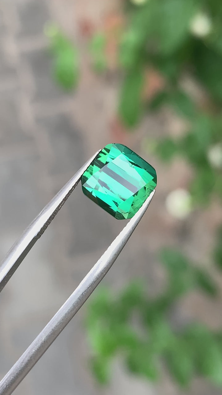 4.60 Carats Loose Lagoonish Green Tourmaline