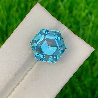 16 Carats Faceted Swiss Blue Topaz