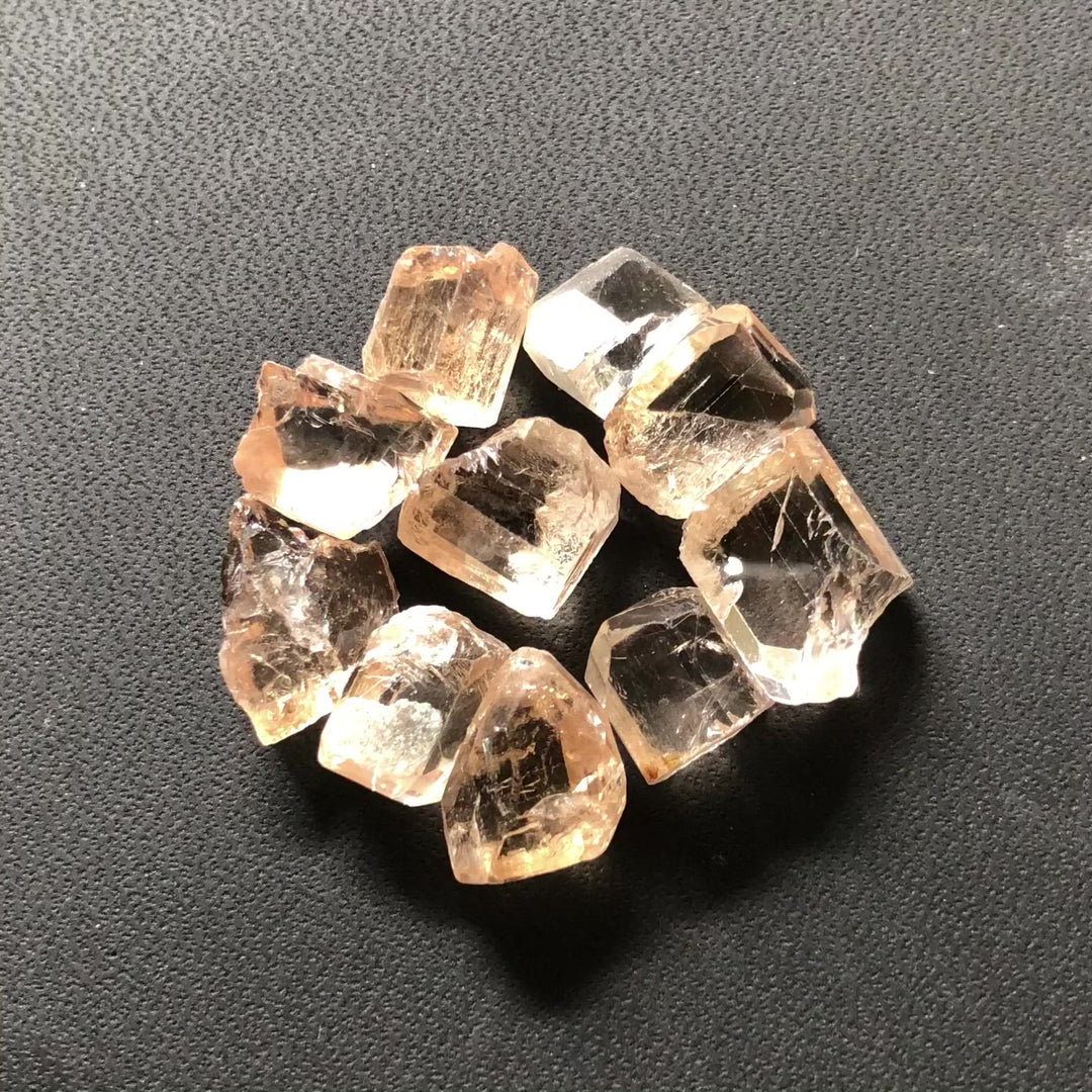 22 Grams Raw Topaz For Sale