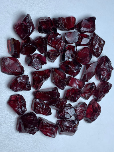 30 Grams Rough Rhodolite Garnet - Noble Gemstones®
