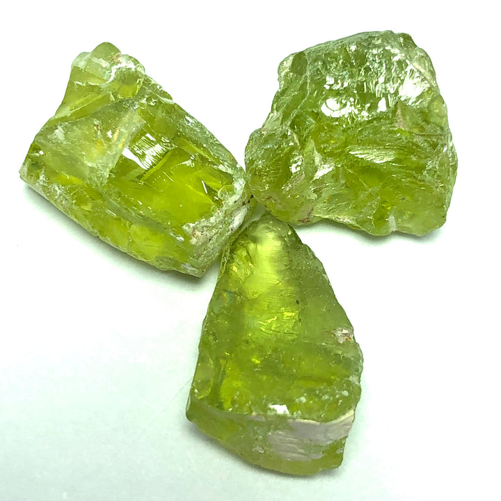 5.86 Grams Facet Rough Greenish Peridots - Noble Gemstones®