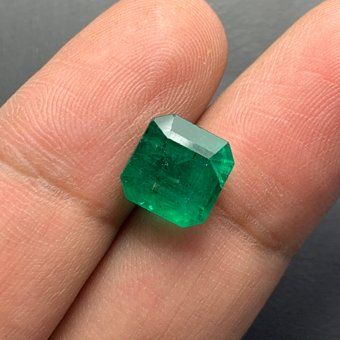 4.60 Carats Faceted Zambian Emerald