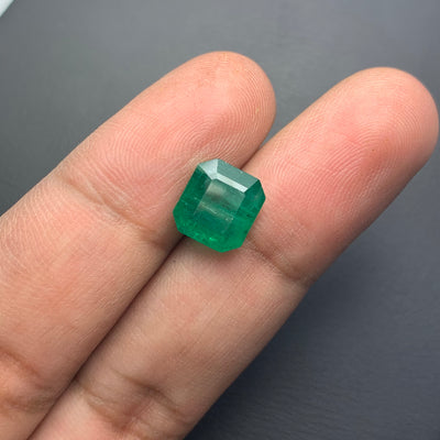 4.25 Carats Faceted Zambian Emerald