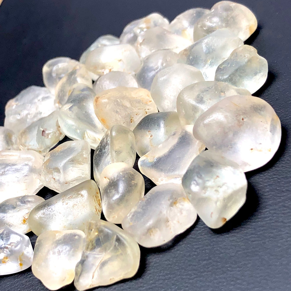 47.7 Grams Facet Rough Whitish Golden Topaz - Noble Gemstones®