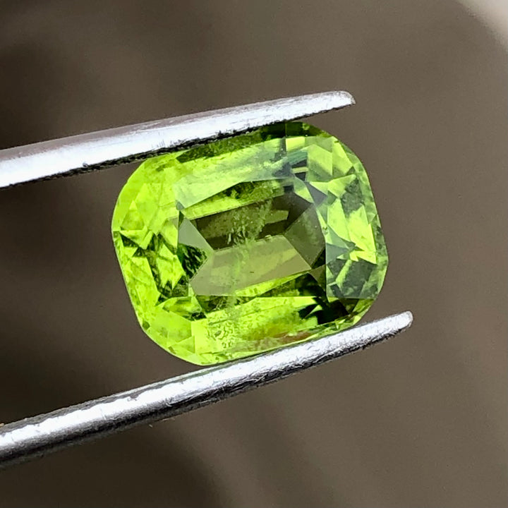 3.40 Carats Faceted Peridot - Noble Gemstones®