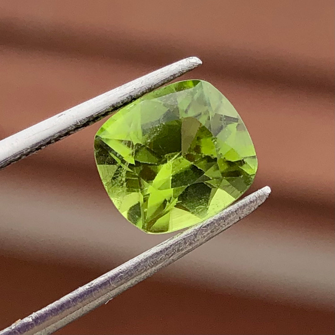 3.45 Carats Faceted Peridot - Noble Gemstones®