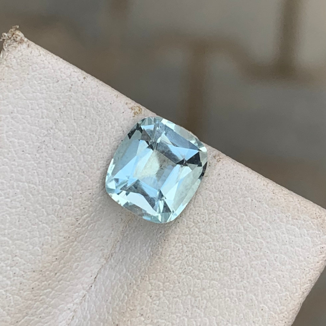 1.90 Carats Faceted Semi-Precious Aquamarine Stone