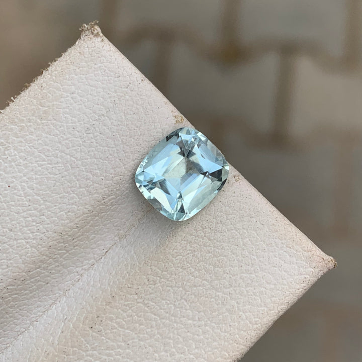 1.90 Carats Faceted Semi-Precious Aquamarine Stone