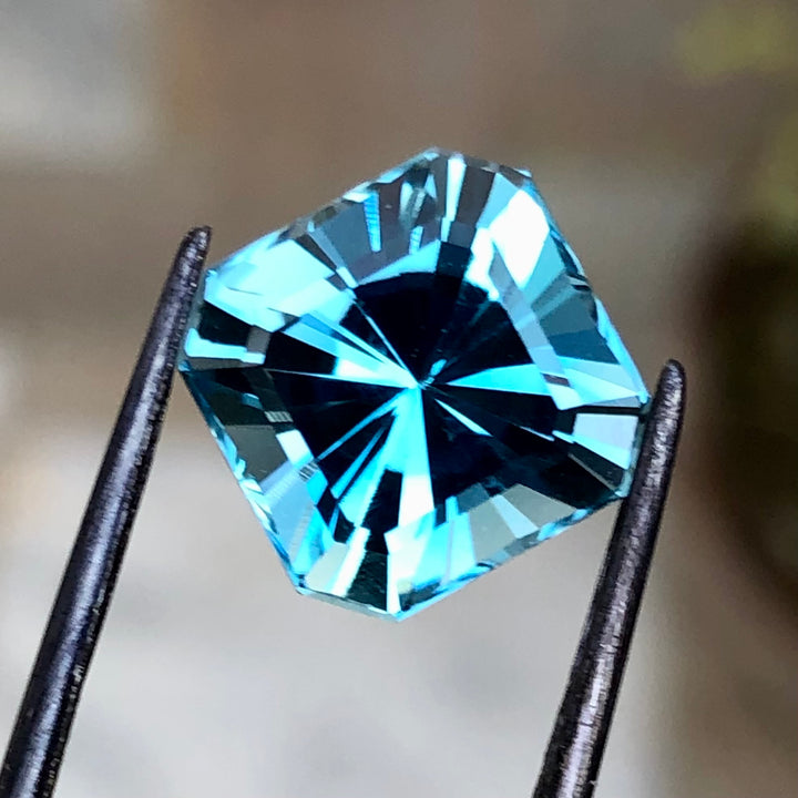 7.60 Carats Faceted Topaz - Noble Gemstones®