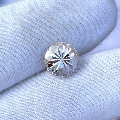 5.30 Carats Faceted African White Topaz
