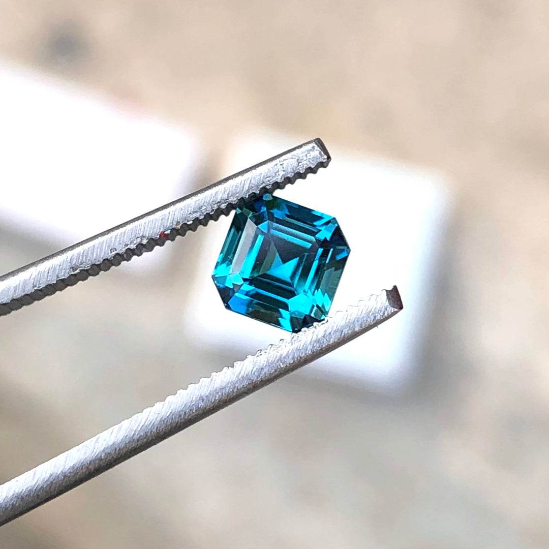 0.95 Carats Faceted Semi-Precious Blue Tourmaline