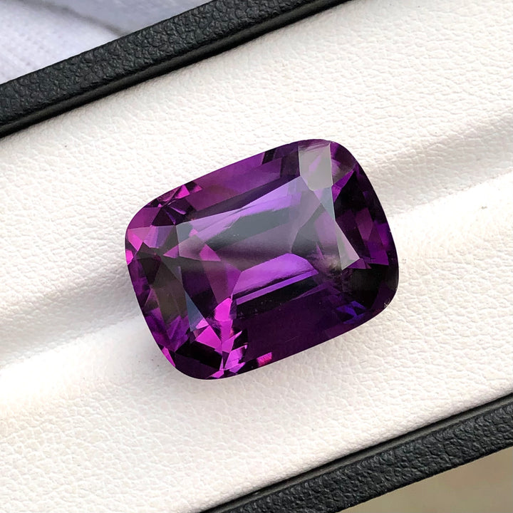 21.05 Carats Natural Faceted Semi-Precious Brazilian Amethyst Gemstone