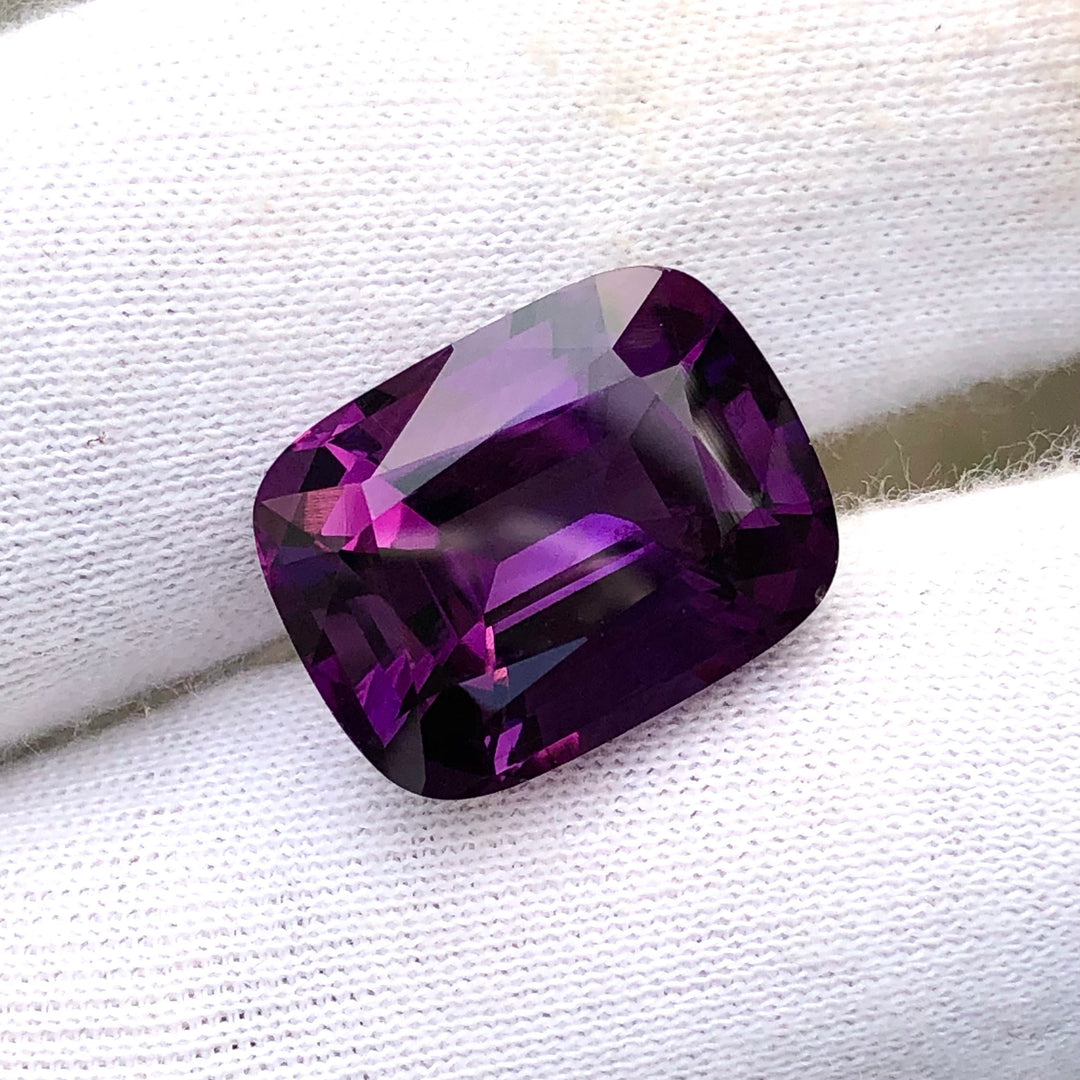 21.05 Carats Natural Faceted Semi-Precious Brazilian Amethyst Gemstone