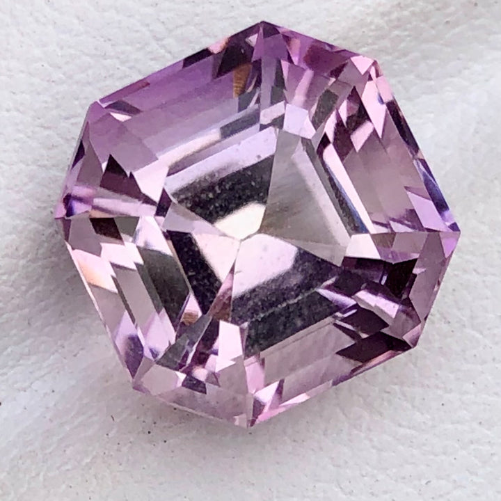 3.85 Carats Faceted Amethyst - Noble Gemstones®