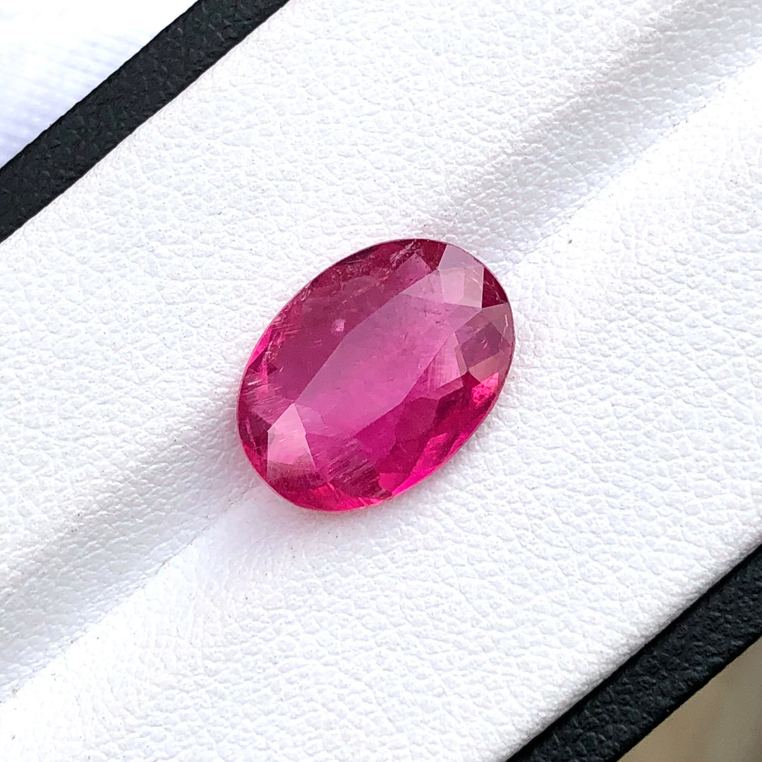 4.75 Carats Faceted Semi-Precious Rubellite Tourmaline