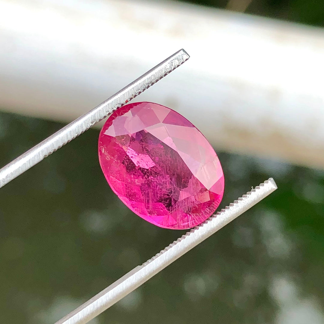 4.75 Carats Faceted Semi-Precious Rubellite Tourmaline