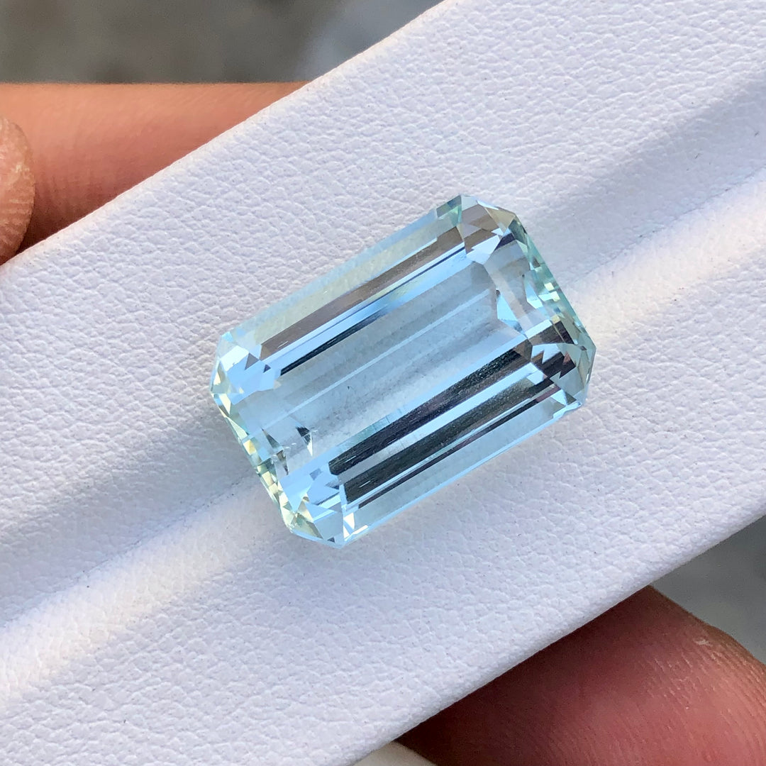 19.50 Carats Faceted Aquamarine - Noble Gemstones®