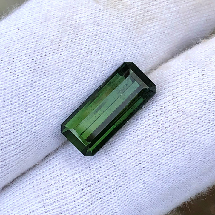 10.15 Carats Faceted Semi-Precious Green Tourmaline