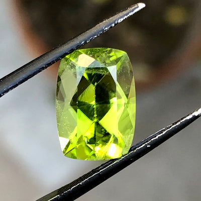 4.20 Carats Faceted Peridot - Noble Gemstones®