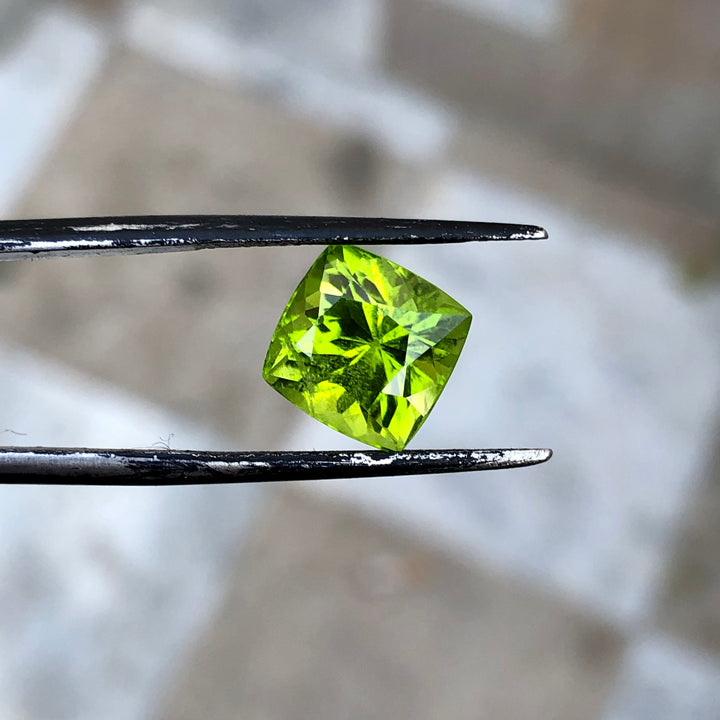 4.65 Carats Faceted Peridot - Noble Gemstones®