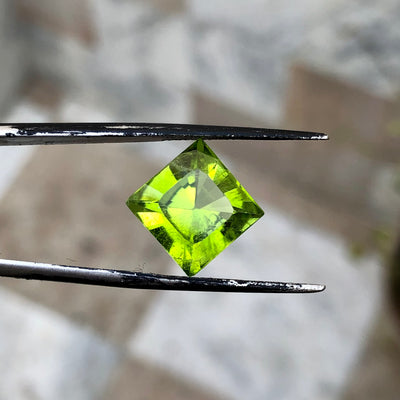 7 Carats Faceted Peridot - Noble Gemstones®
