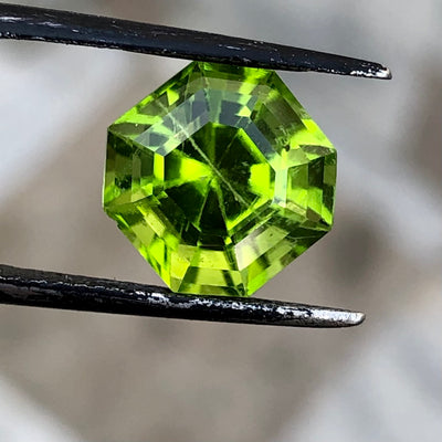 5.80 Carats Faceted Peridot - Noble Gemstones®