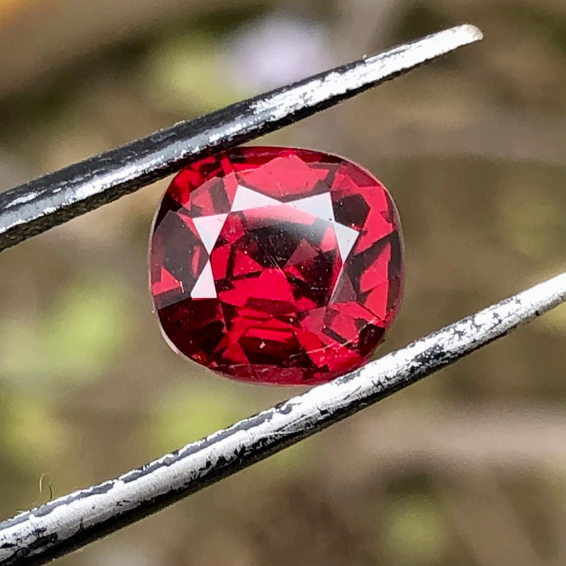 3 Carats Faceted Red Rhodolite Garnet - Noble Gemstones®