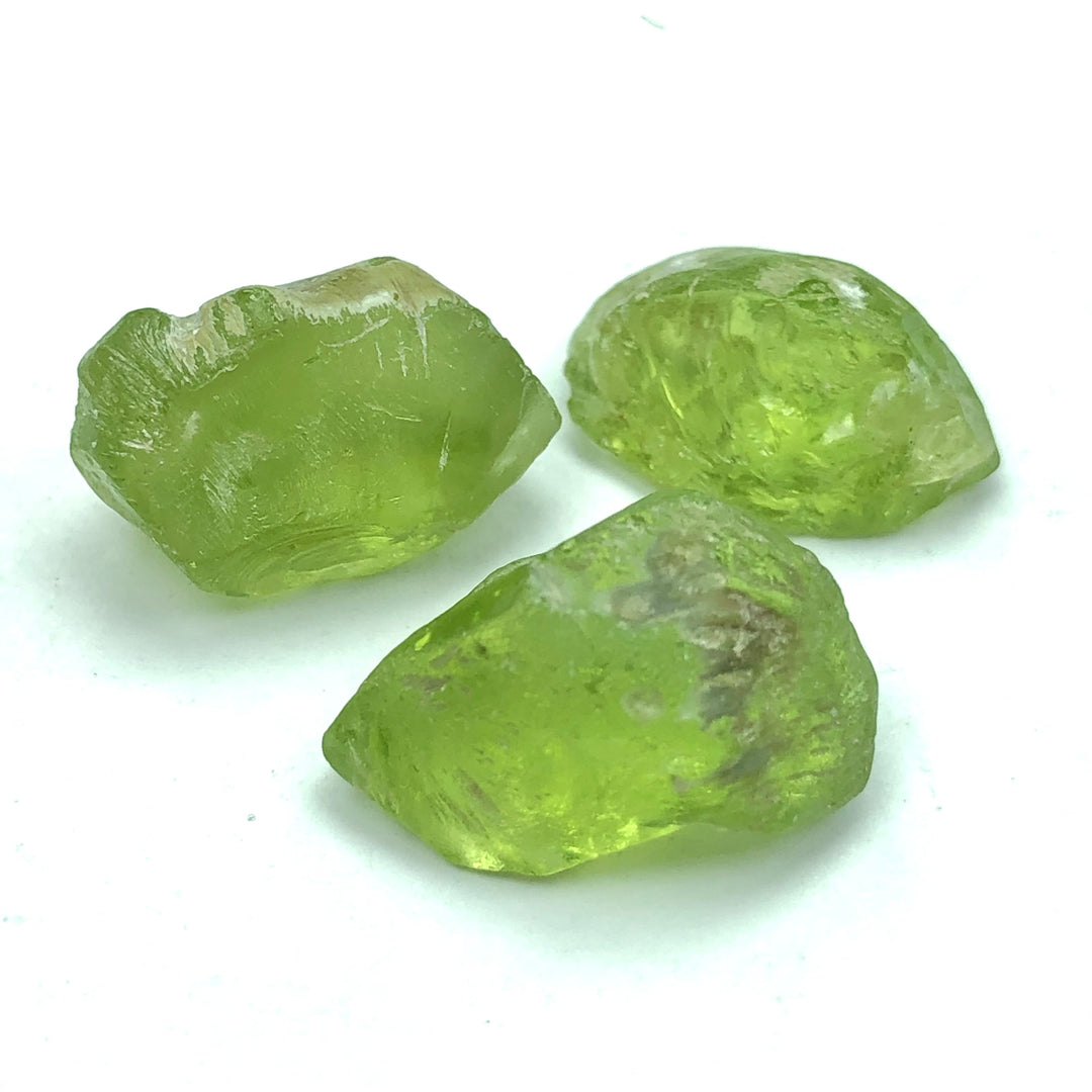 5.91 Grams Facet Rough Apple Greenish Peridots For Sale