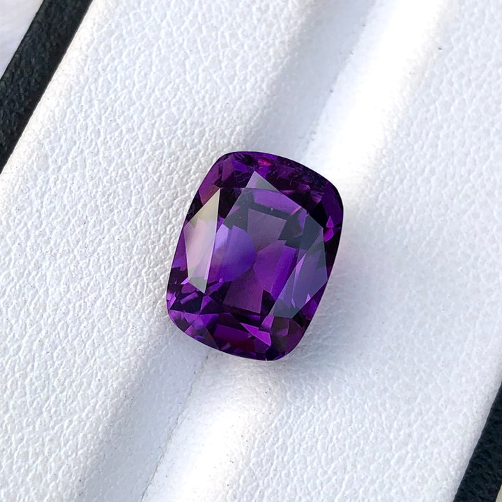 6.20 Carats Faceted Brazilian Semi-Precious Amethyst