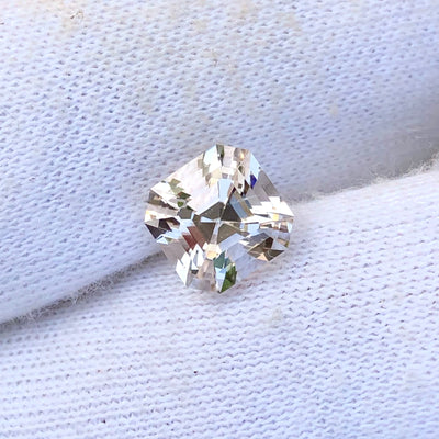 3.15 Carats Faceted Imperial White Topaz