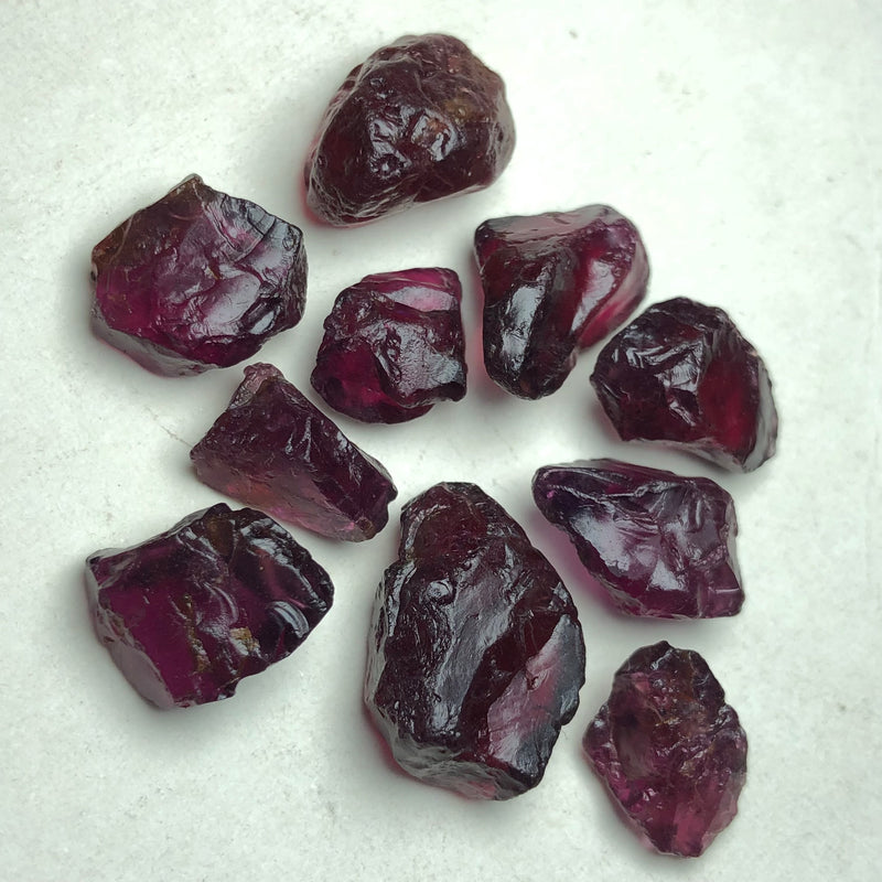 13.14 Grams Facet Rough Rhodolite Garnet - Noble Gemstones®