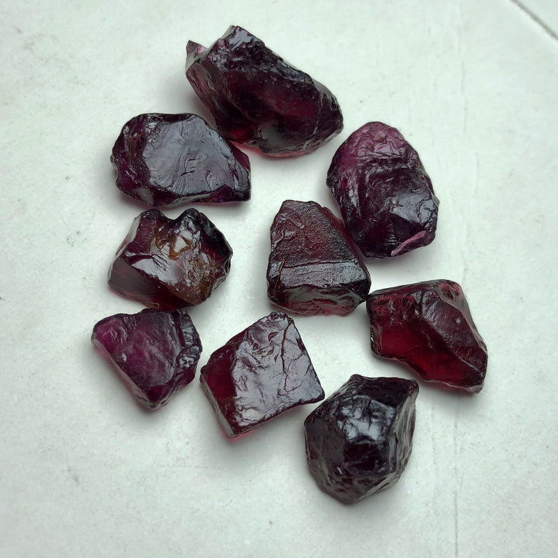 15.8 Grams Facet Rough Rhodolite Garnet - Noble Gemstones®