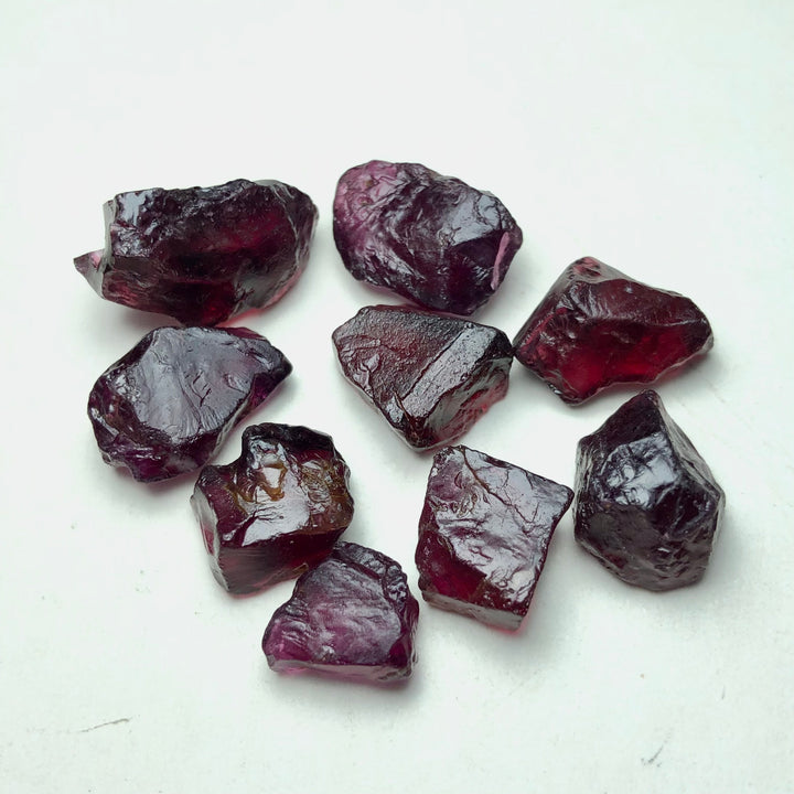 15.8 Grams Facet Rough Rhodolite Garnet - Noble Gemstones®