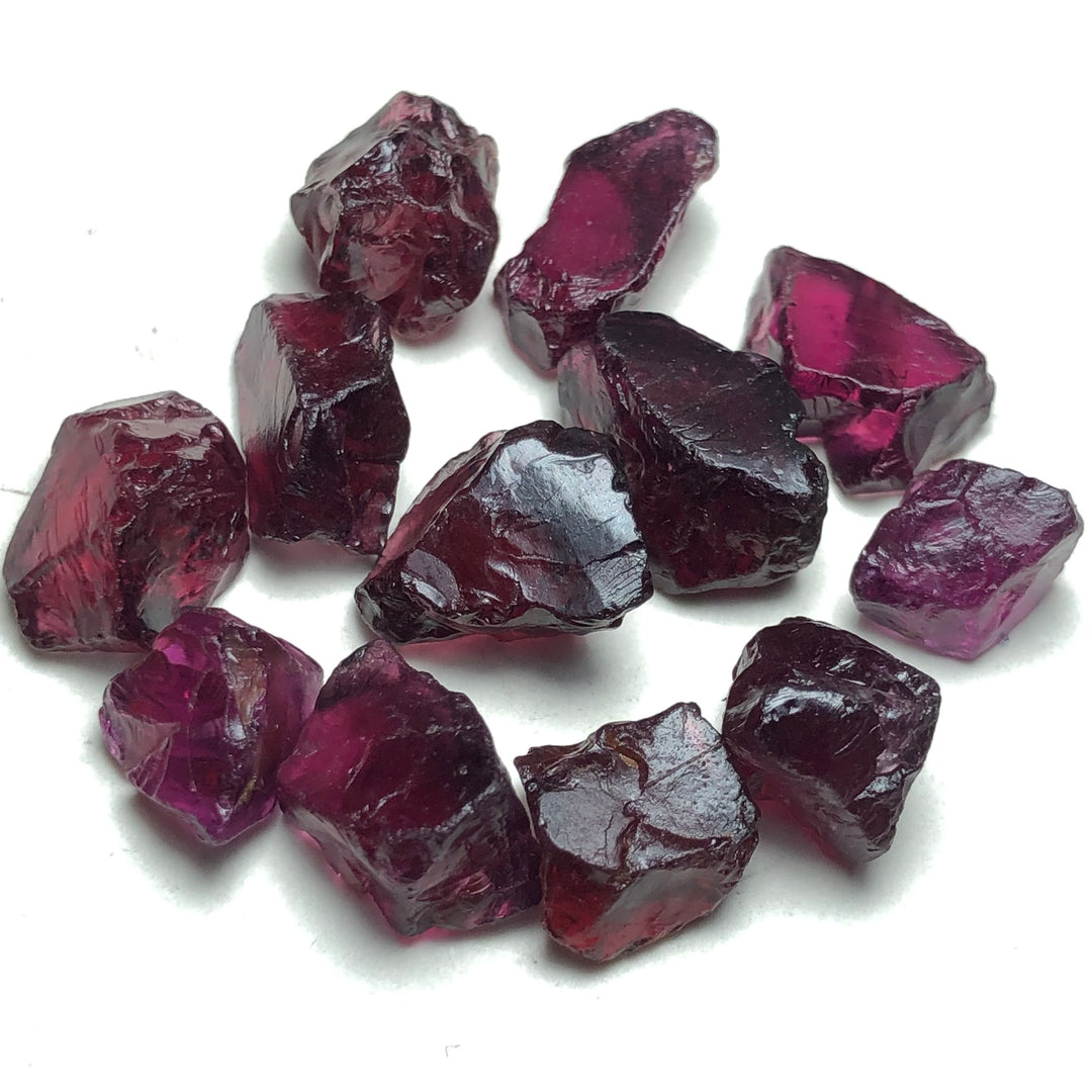 13.70 Grams Facet Rough Rhodolite Garnet - Noble Gemstones®