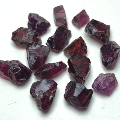 18.14 Grams Facet Rough Rhodolite Garnet - Noble Gemstones®