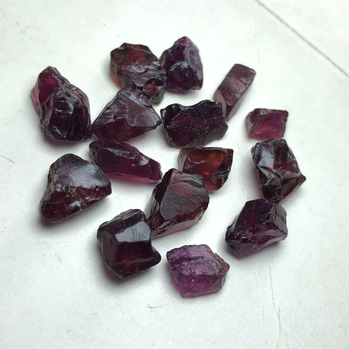 18.14 Grams Facet Rough Rhodolite Garnet - Noble Gemstones®