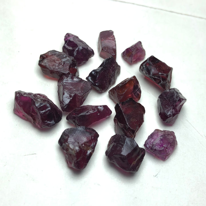 18.14 Grams Facet Rough Rhodolite Garnet - Noble Gemstones®