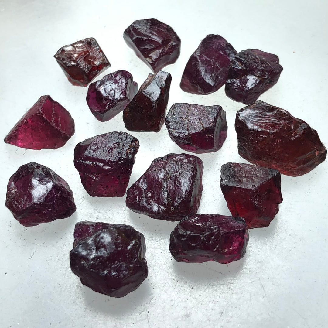 20.91 Grams Facet Rough Rhodolite Garnet - Noble Gemstones®