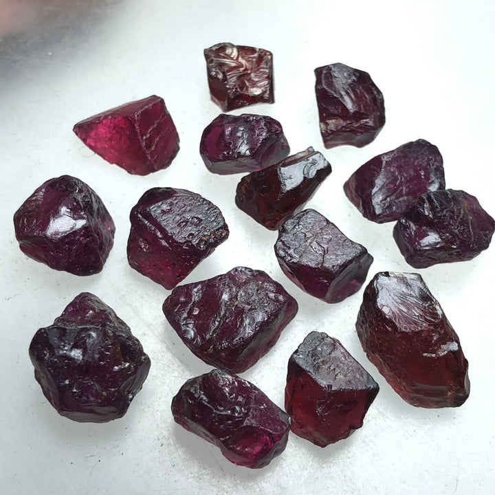 20.91 Grams Facet Rough Rhodolite Garnet - Noble Gemstones®