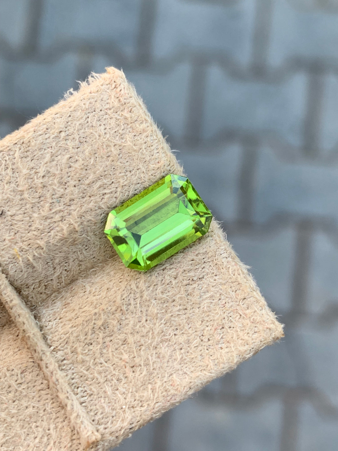 3.30 Carats Faceted Semi-Precious Peridot