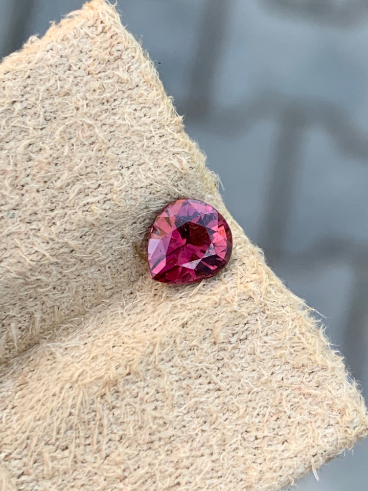 0.70 Carats Faceted Hot Pink Tourmaline