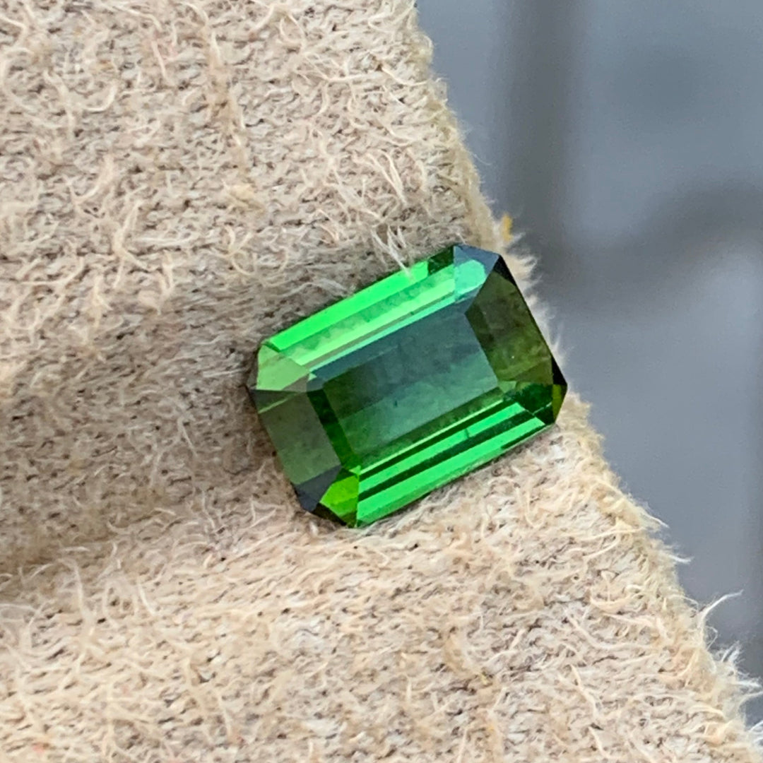 0.95 Carats Faceted Green Tourmaline