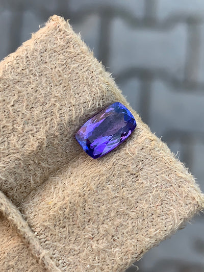 1.45 Carats Faceted Blue Tanzanite