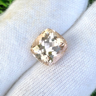8.60 Carats Faceted Rose Gold White Topaz